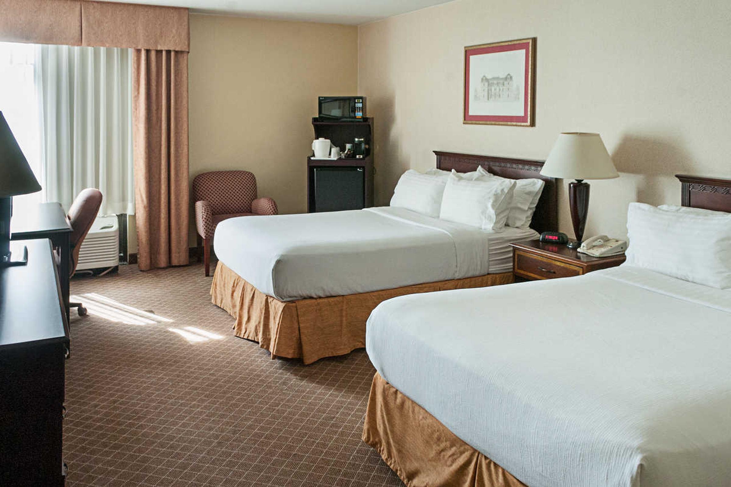 Clarion Hotel Cincinnati North Шаронвилл Экстерьер фото