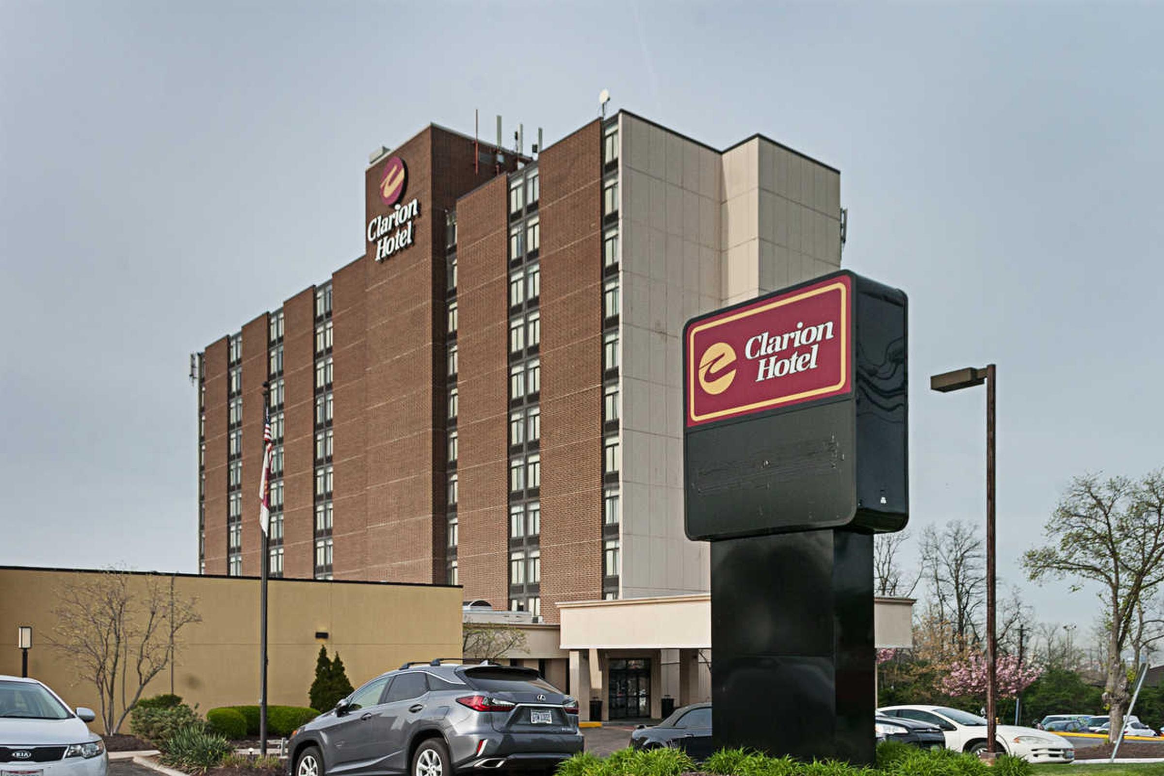 Clarion Hotel Cincinnati North Шаронвилл Экстерьер фото