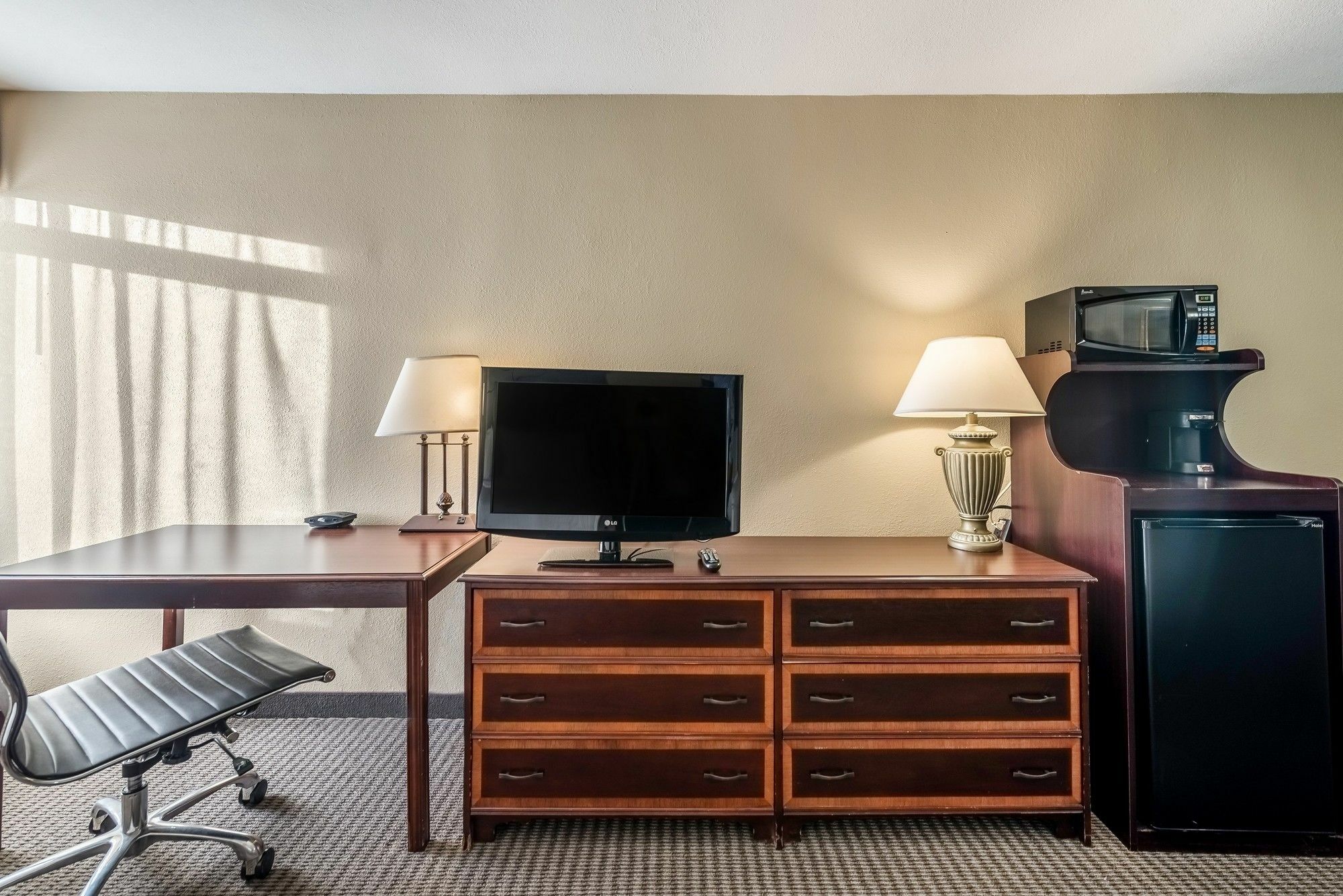 Clarion Hotel Cincinnati North Шаронвилл Экстерьер фото