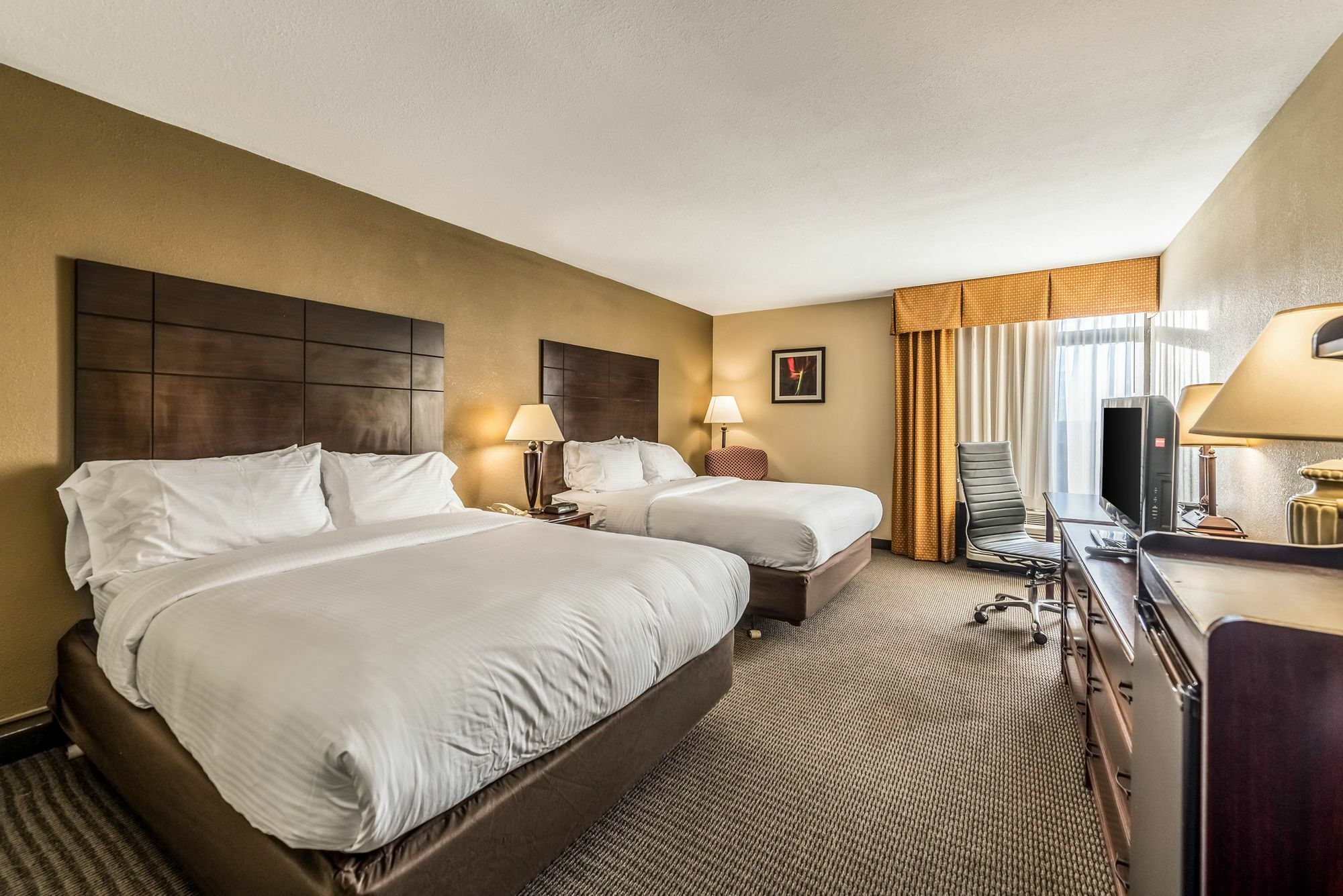 Clarion Hotel Cincinnati North Шаронвилл Экстерьер фото